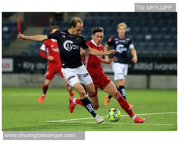 球星排列组合与足球战术深度解析:影响比赛胜负的关键因素 球星排列组合与足球战术深度解析:影响比赛胜负的关键因素